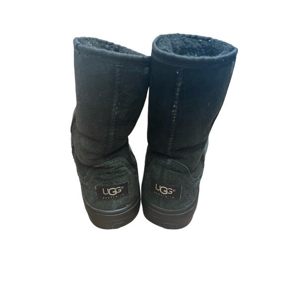 Ugg Black Ultra Short Bootie Sz 6 - Picture 3 of 4
